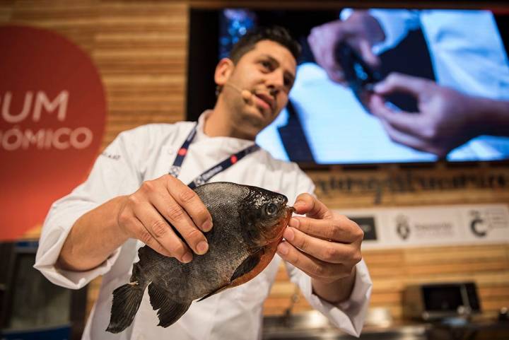 Diego Gallegos en un momento de su taller en el Fórum Gastronómico A Coruña 2017.