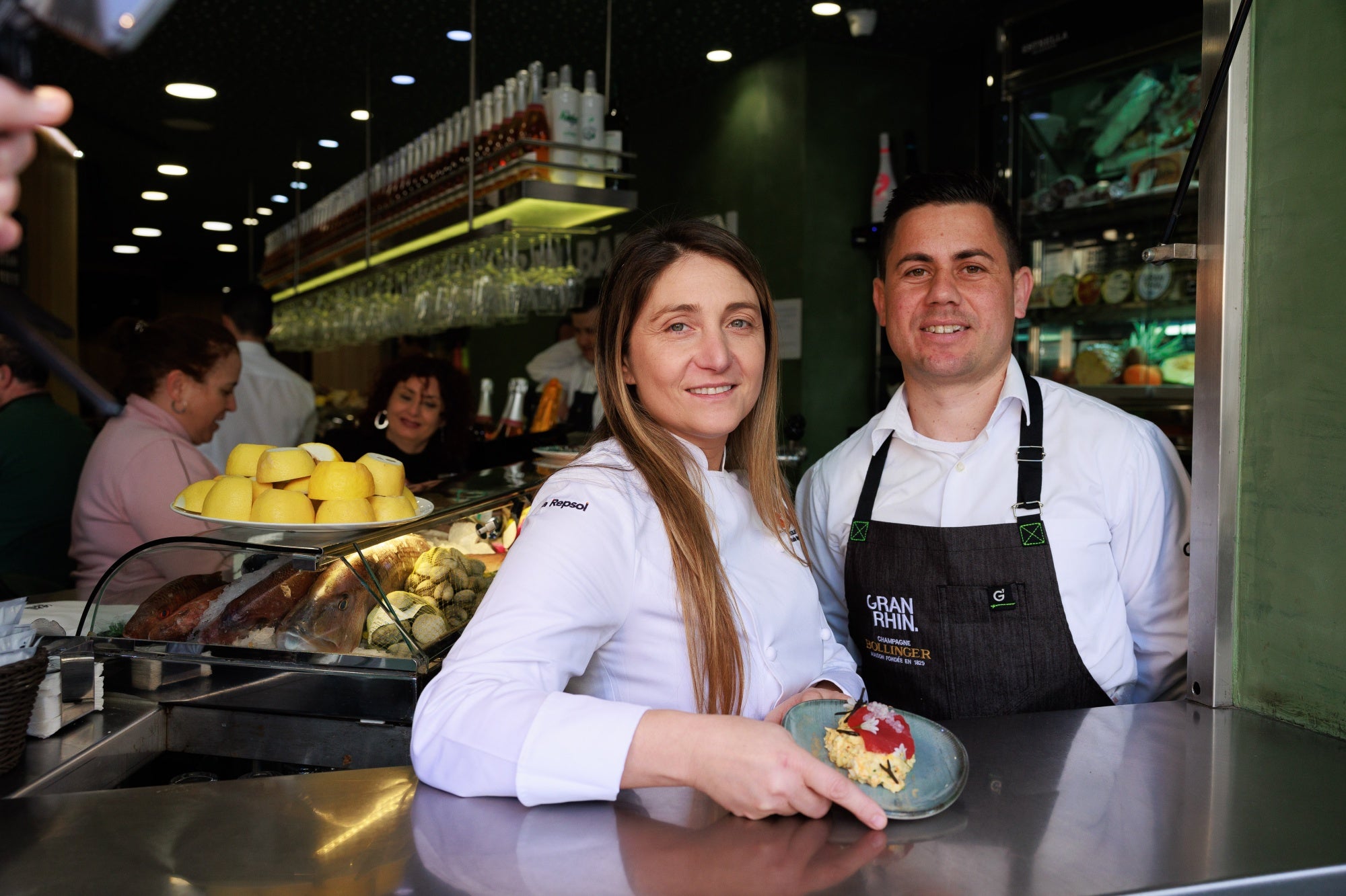 Lucía Freitas y Miguel Ángel Morcillo, propietario de 'Gran Rhin'