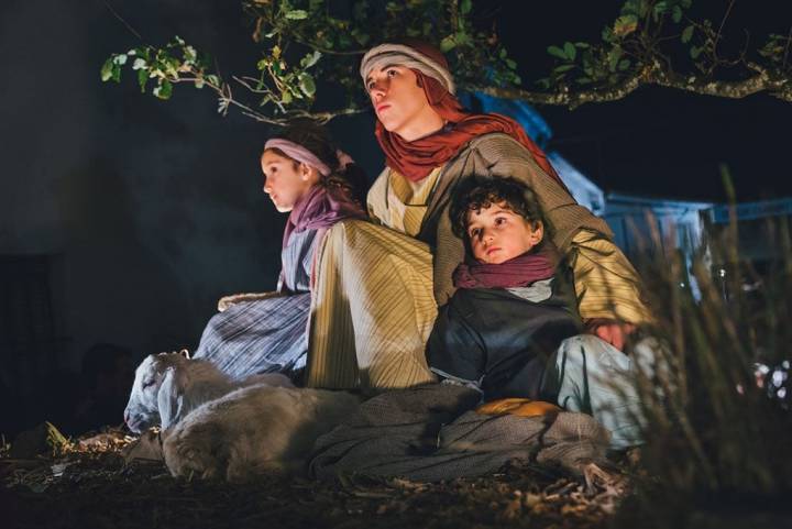 Una de las escenas bíblicas de la cabalgata de Higuera de la Sierra. Los pastorcillos alucinan cada año. Foto: Javier Sierra.