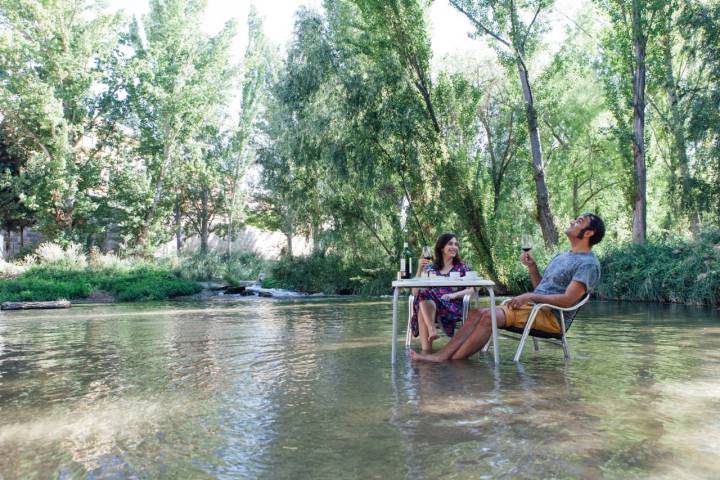 Una sobremesa al fresco del Duratón.