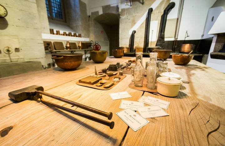 Cocinas Palacio Real: Sala de repostería. Foto: Máximo García