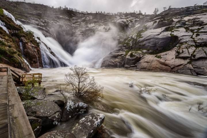 La impresionante Fervenza do Ézaro. Foto: shutterstock.