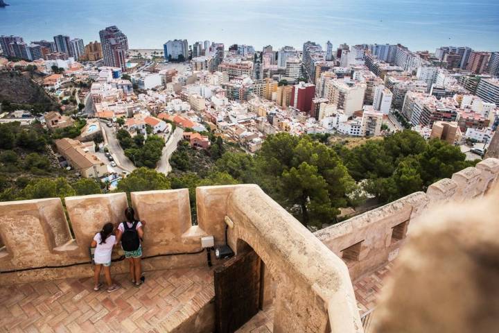 El Castillo de Cullera, un balcón sobre el mar con mucha historia.