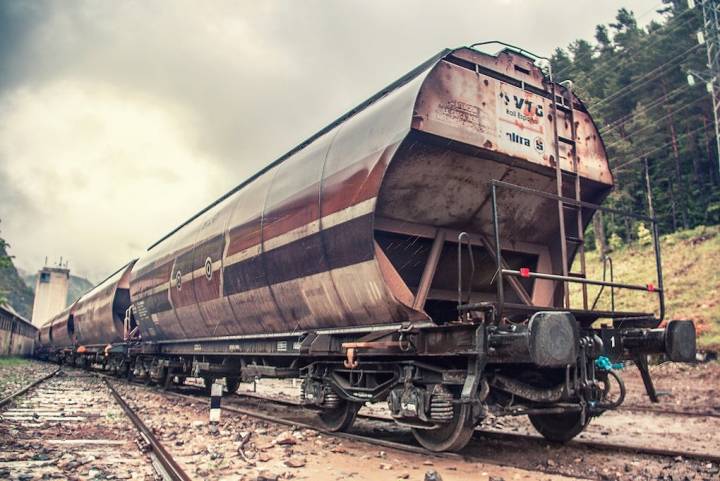 Vagón de cola de un tren de mercancias.