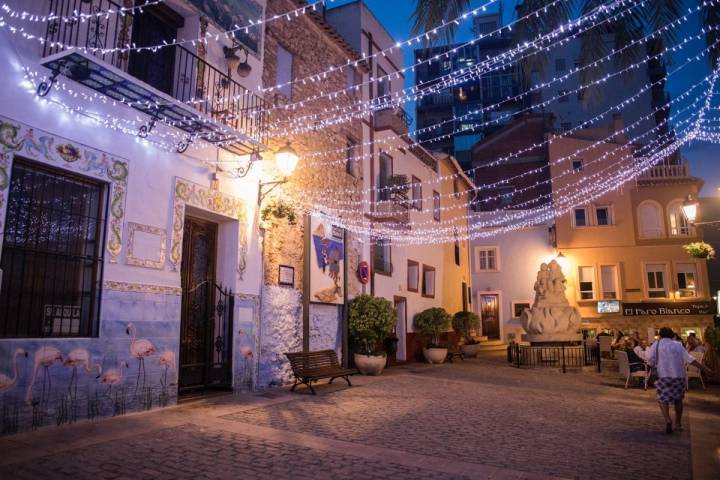 Ambiente en el caso histórico de Calpe, Alicante.