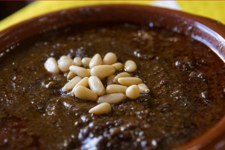 Ajo pringue, con el hígado y el pan como protagonistas.